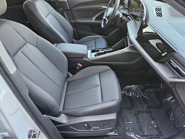 Certified 2025 Audi Q5 Premium w/ Convenience Package image 26