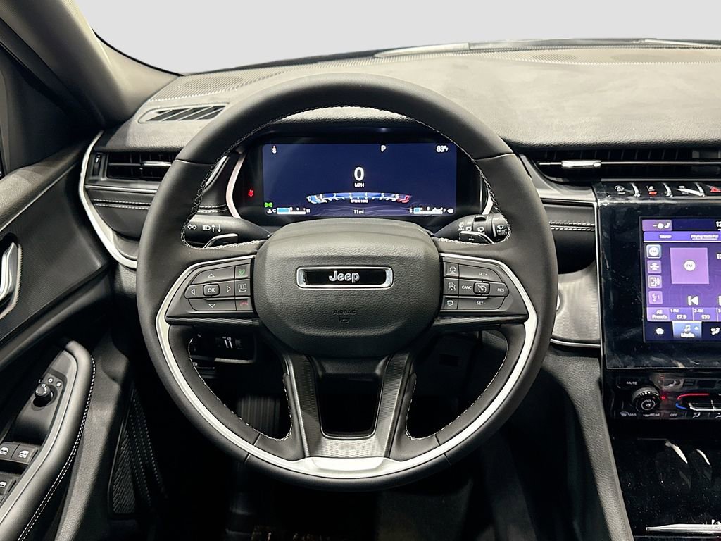 New 2025 Jeep Grand Cherokee L Altitude image 29