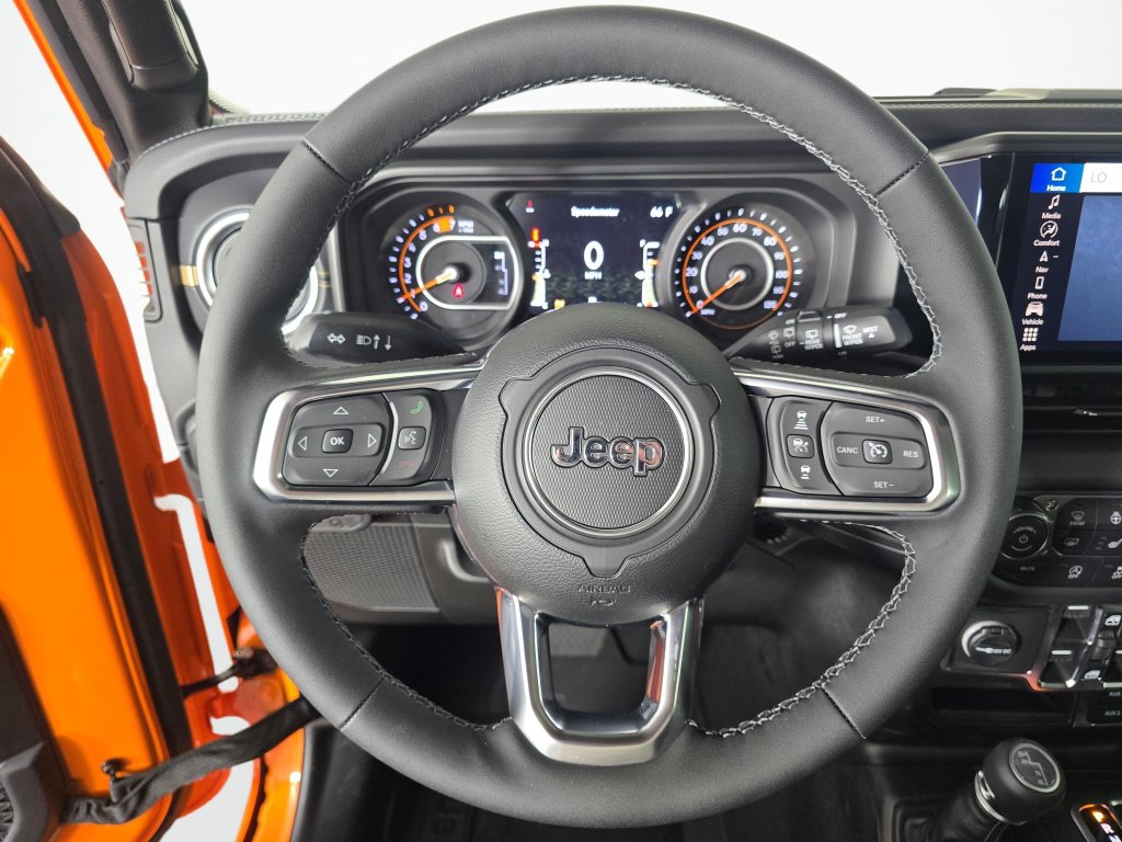 New 2026 Jeep Wrangler Unlimited Sahara w/ Whitecap Package AWD/4WD image 23