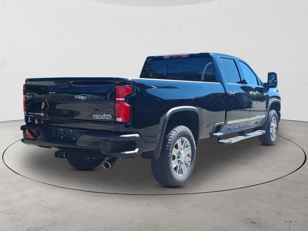 New 2026 Chevrolet Silverado 2500 High Country w/ Technology Package AWD/4WD image 5