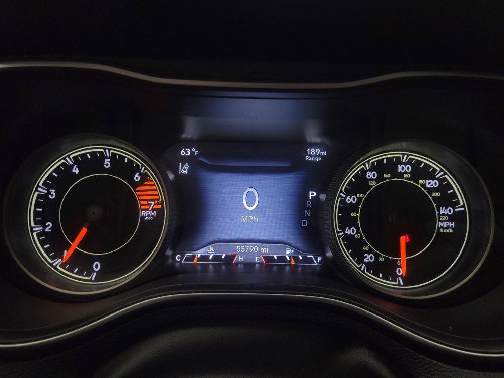Used 2023 Jeep Cherokee Altitude Lux image 23