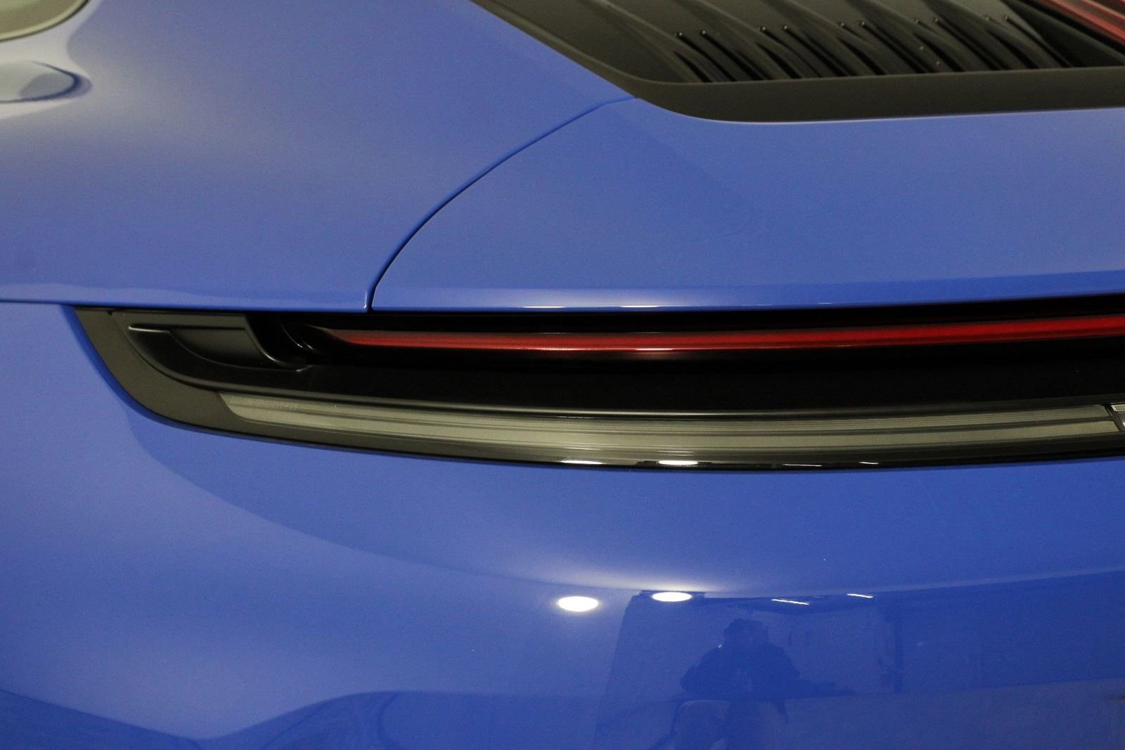 Certified 2025 Porsche 911 Carrera image 21