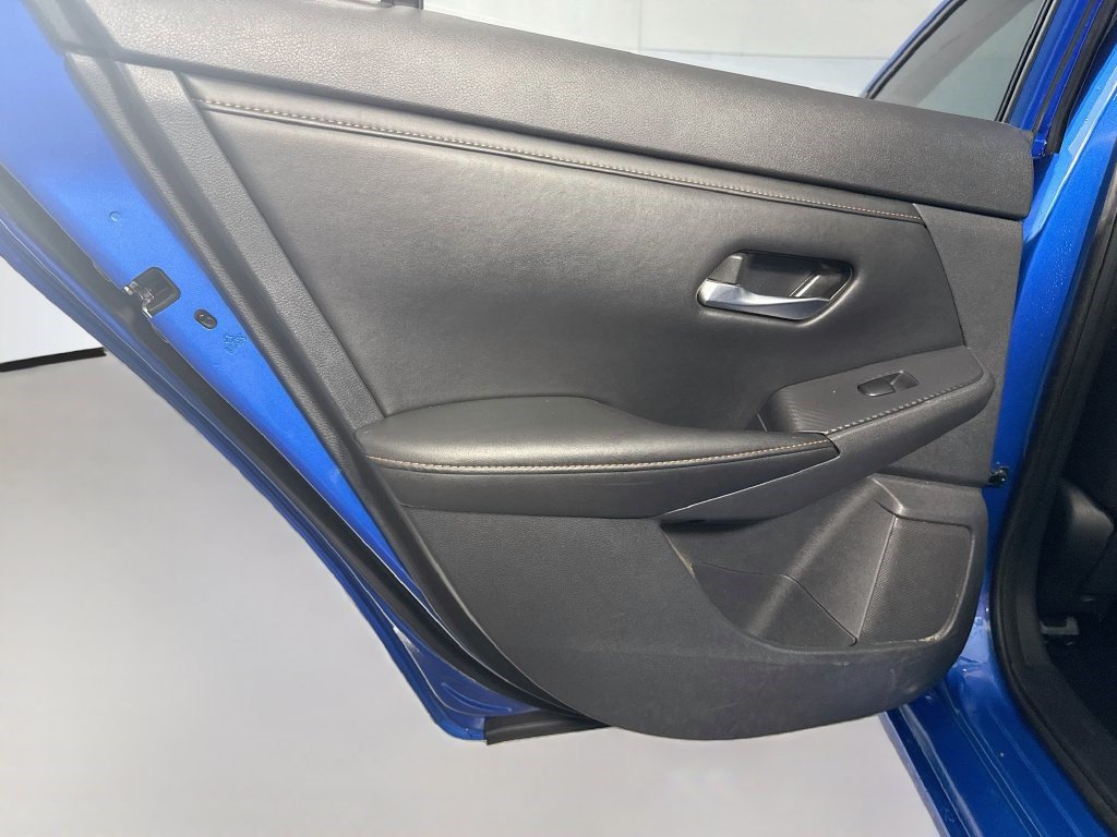 Used 2020 Nissan Sentra SV FWD image 25