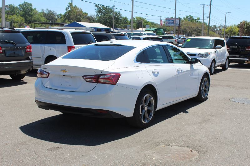 Used 2020 Chevrolet Malibu LT w/ Leather Package image 3