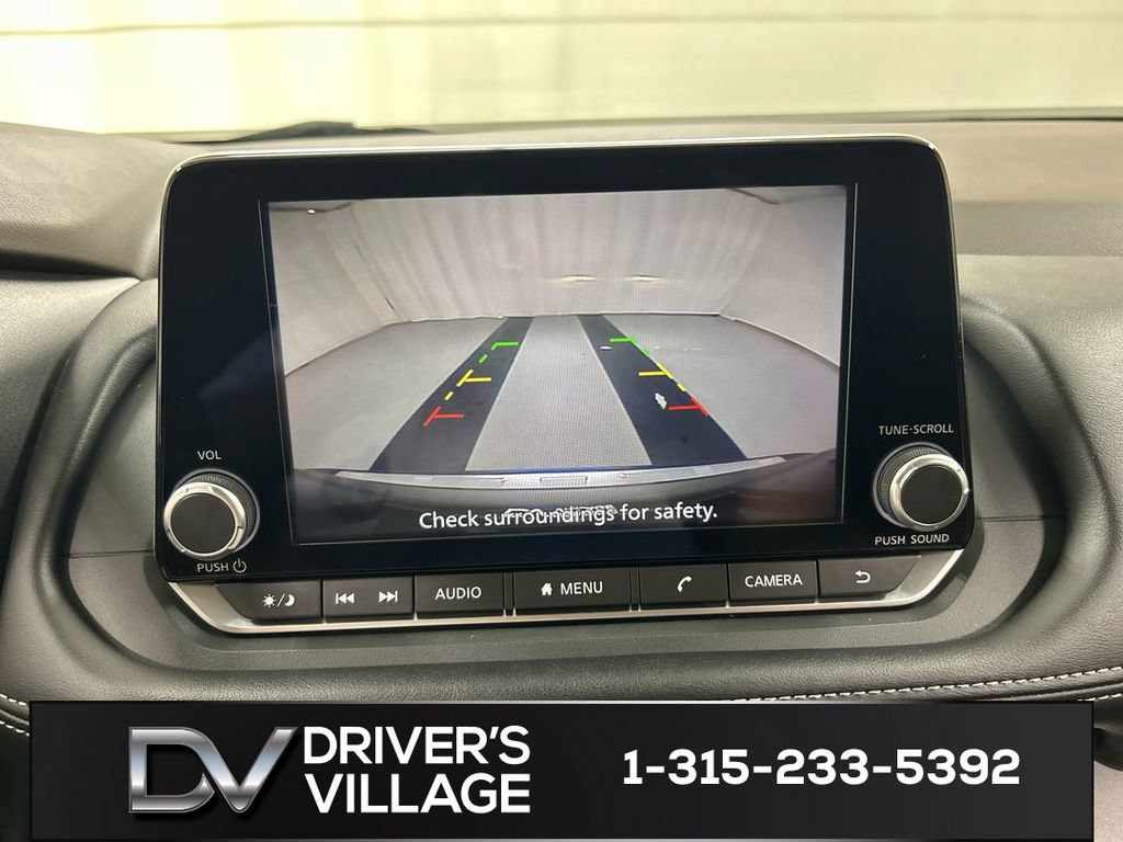 Used 2023 Nissan Rogue SV AWD/4WD image 15