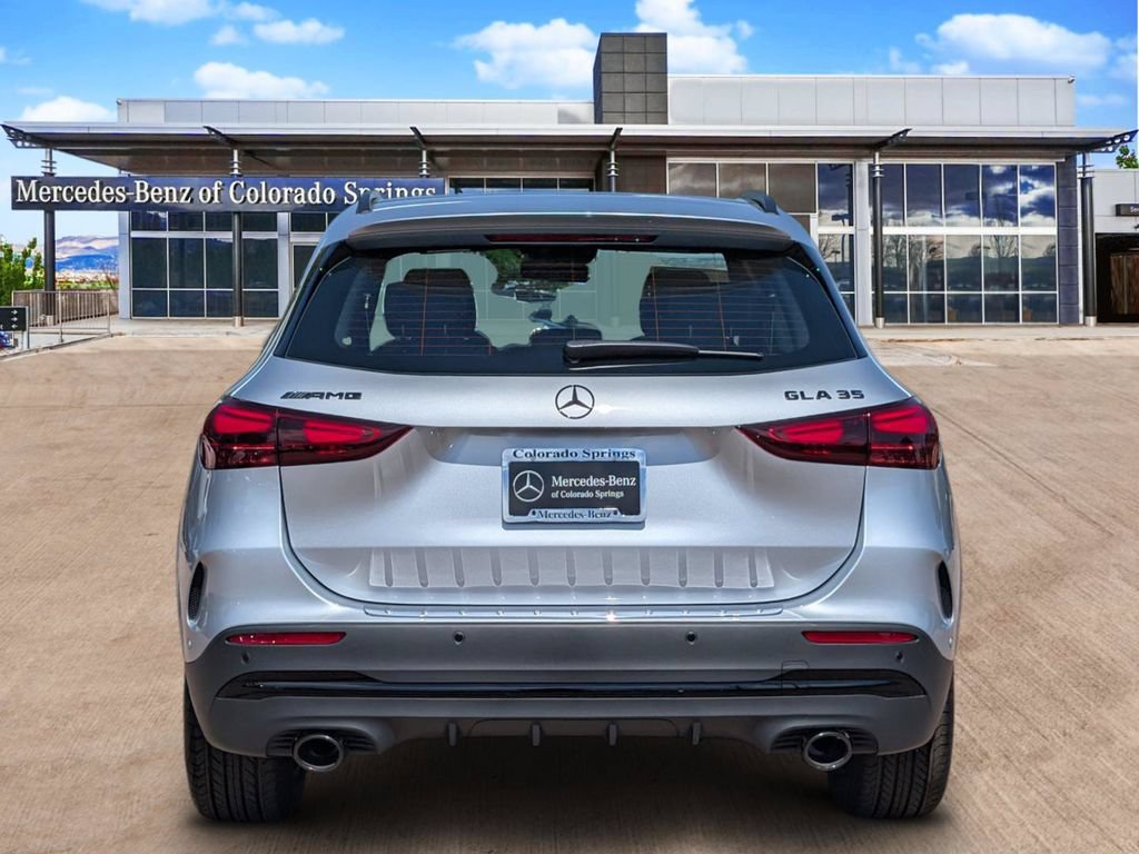New 2026 Mercedes-Benz GLA 35 AMG 4MATIC image 6