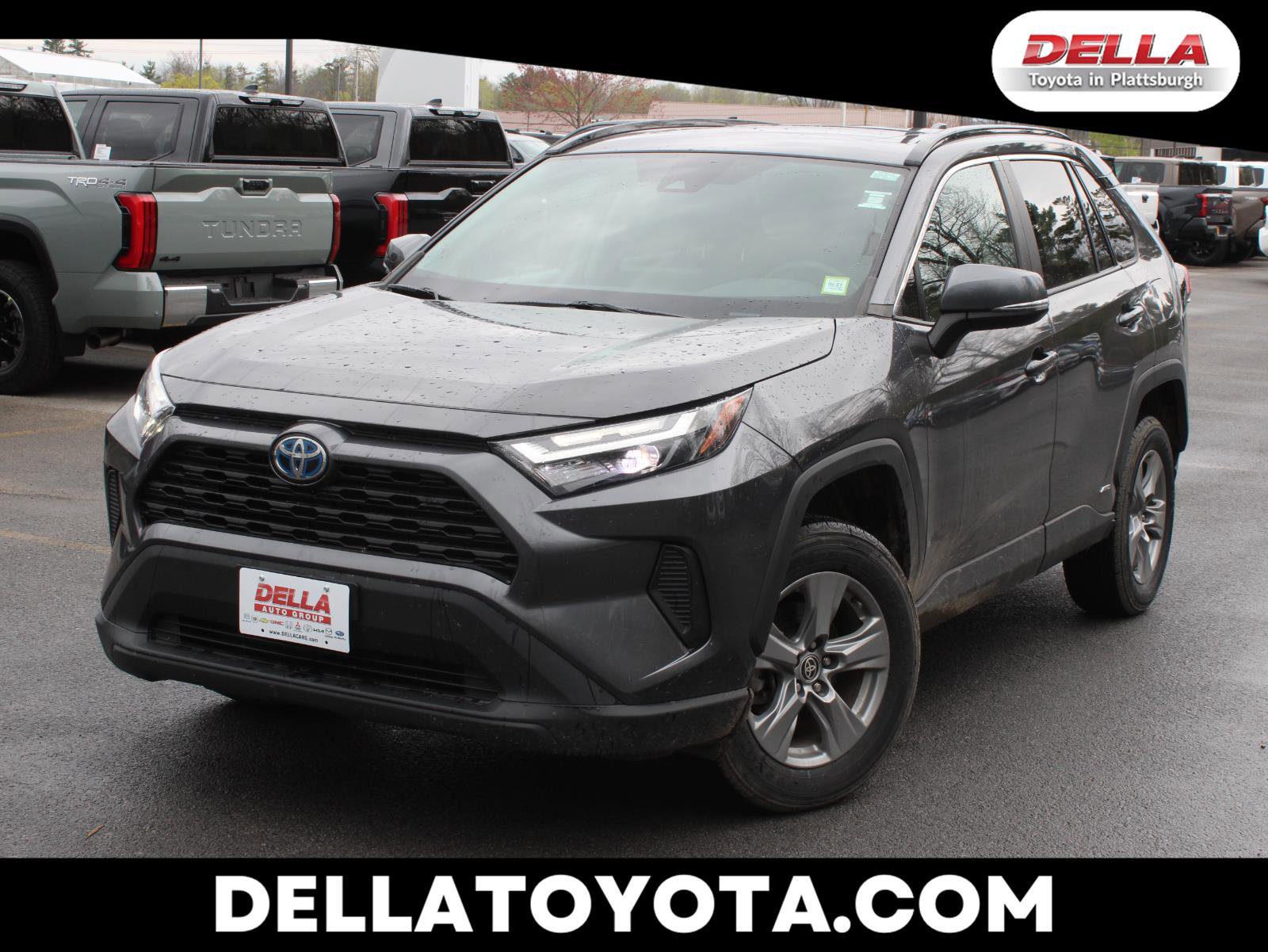 Used 2022 Toyota RAV4 XLE w/ Convenience Package AWD/4WD image 1