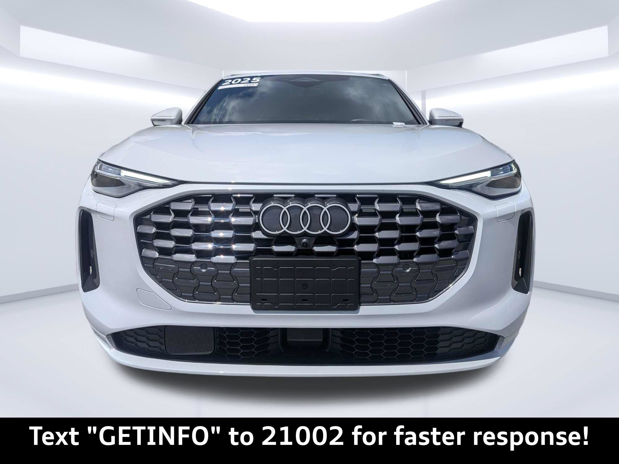 Certified 2025 Audi Q5 Premium w/ Premium Plus AWD/4WD image 10