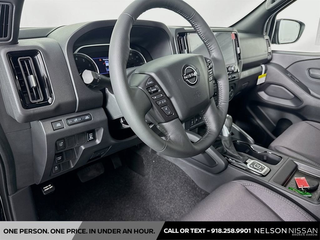 New 2026 Nissan Frontier SV w/ SV Convenience Package image 9