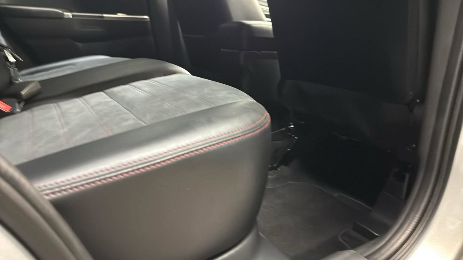 Used 2025 Mitsubishi Outlander Sport AWD image 27