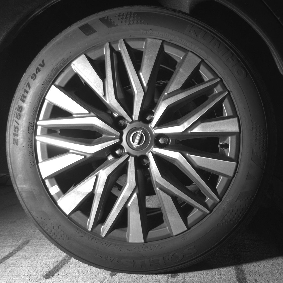 Used 2025 Nissan Altima 2.5 SV image 15