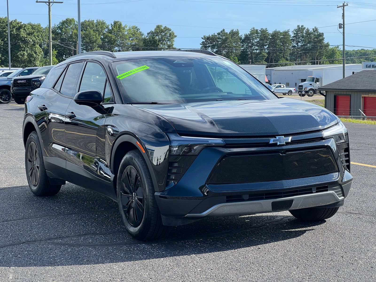 New 2026 Chevrolet Blazer EV LT w/ Midnight/Sport Edition AWD/4WD image 34