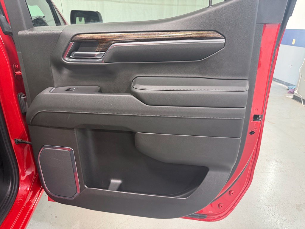 Used 2024 GMC Sierra 1500 Elevation AWD/4WD image 17