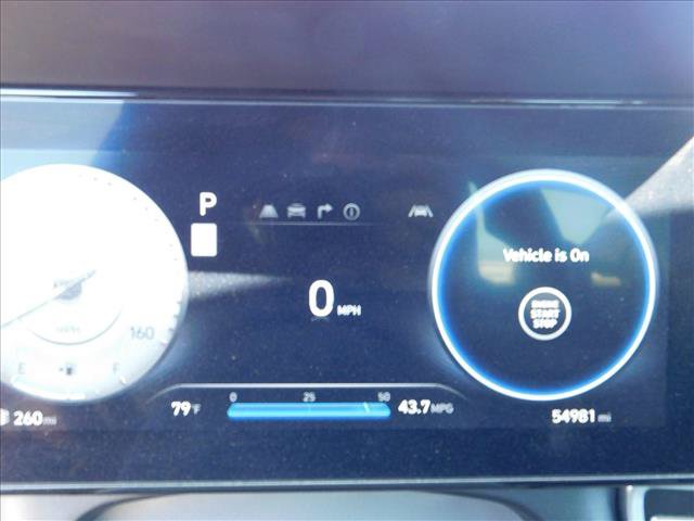 Used 2024 Hyundai Elantra SEL FWD image 9