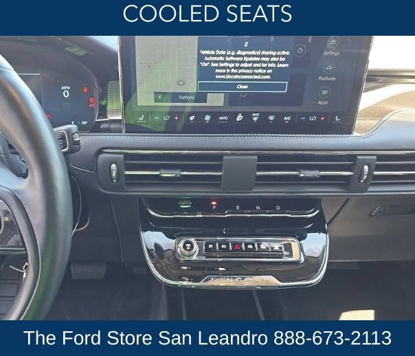 Used 2023 Lincoln Corsair Reserve w/ Equipment Group 202A FWD image 15