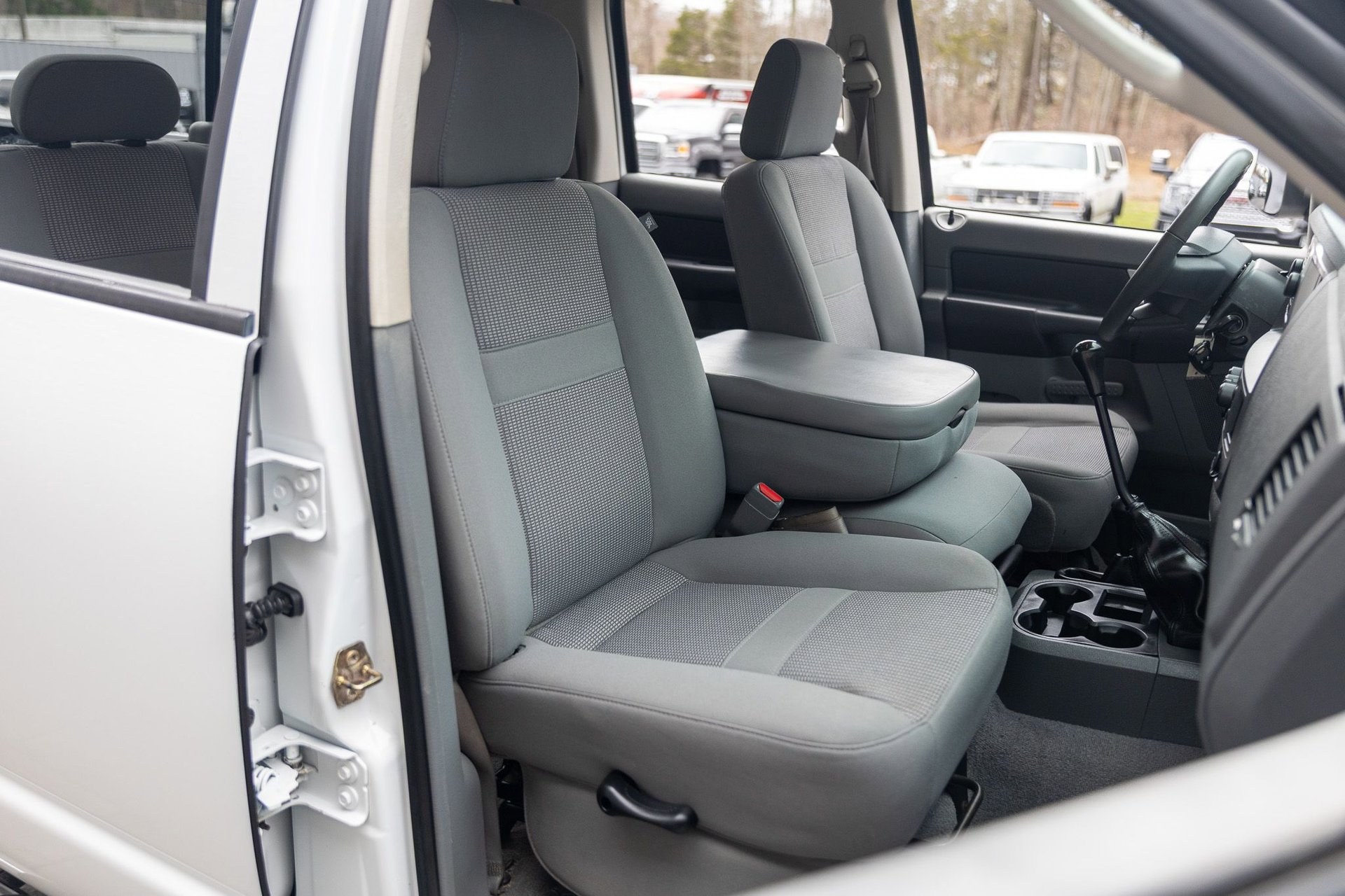 Used 2007 Dodge Ram 3500 Truck SLT image 33