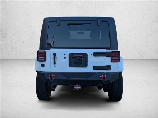 Used 2018 Jeep Wrangler Unlimited Sahara w/ Connectivity Group AWD/4WD image 6