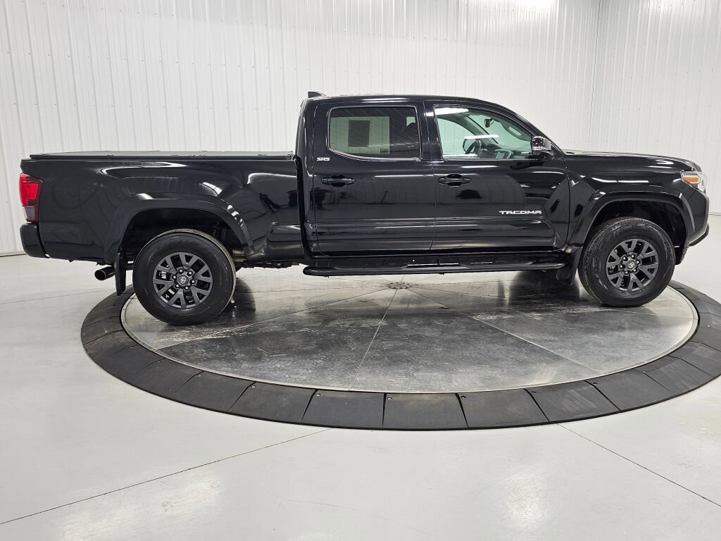 Used 2021 Toyota Tacoma SR5 w/ Technology Package AWD/4WD image 6