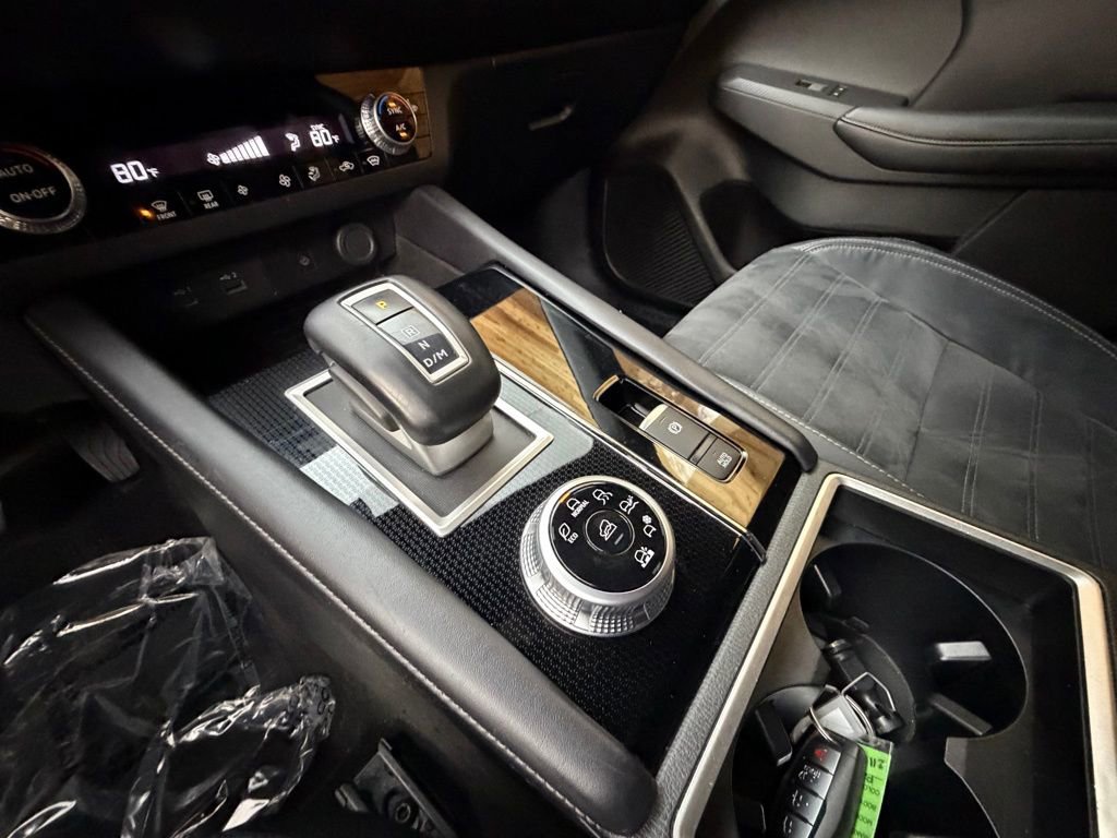 Used 2023 Mitsubishi Outlander SE Black Edition image 19