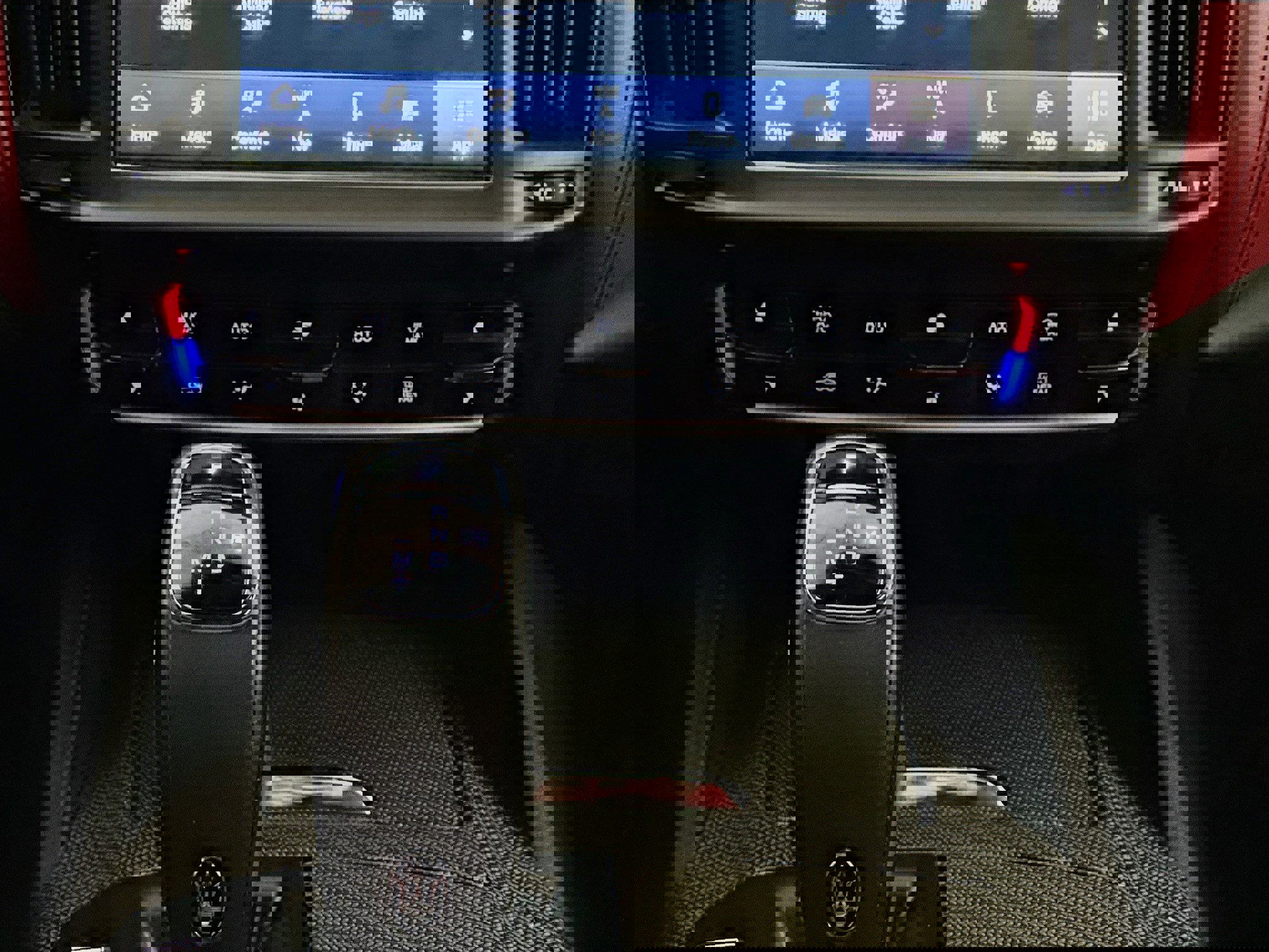 Used 2023 Maserati Levante Modena image 13