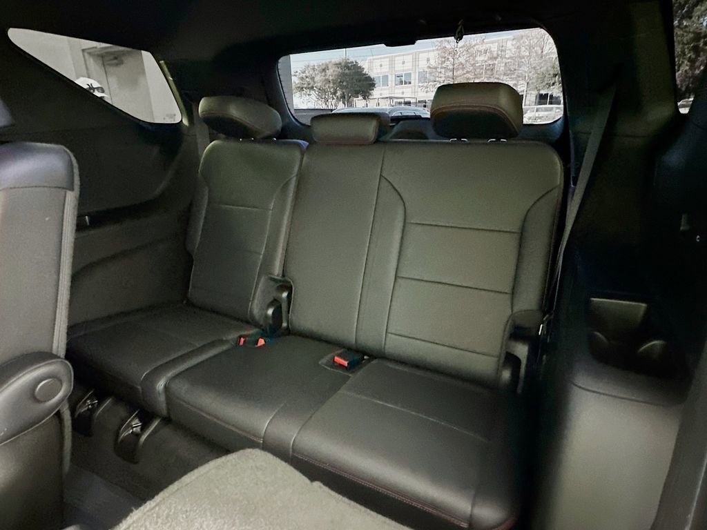 Used 2024 Chevrolet Traverse RS image 28
