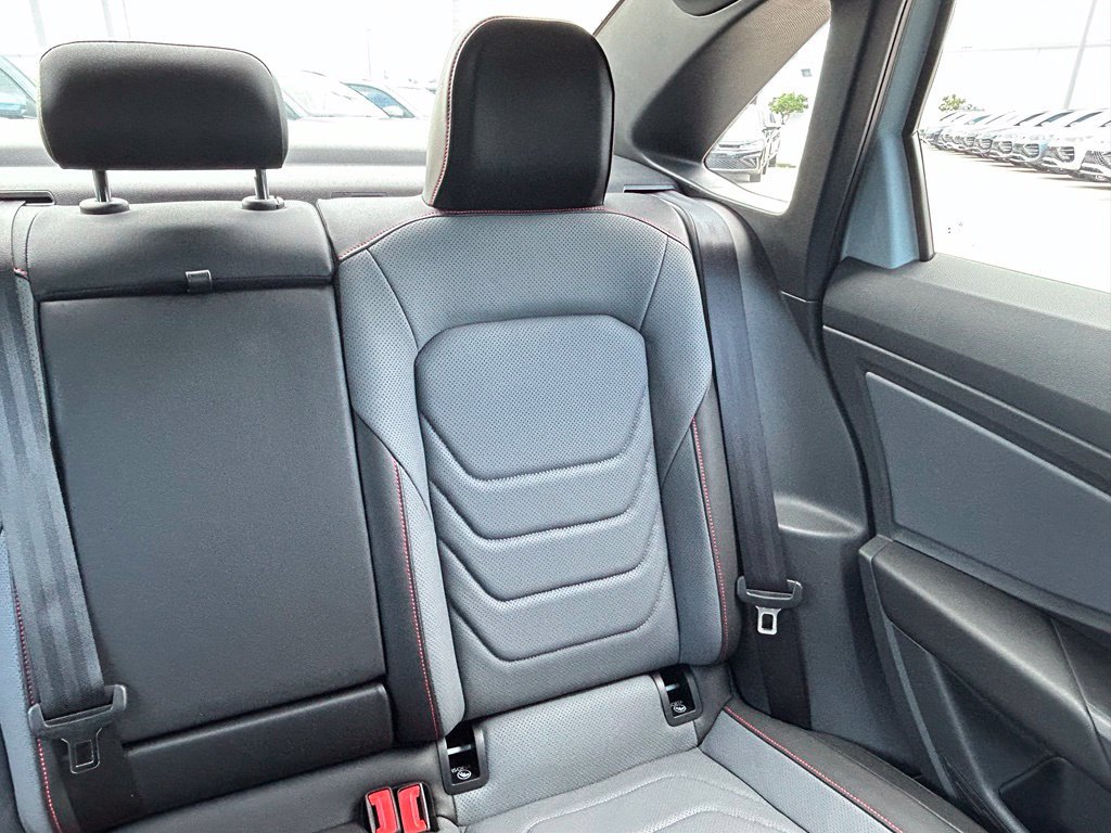 New 2027 Volkswagen Jetta GLI Autobahn FWD image 14
