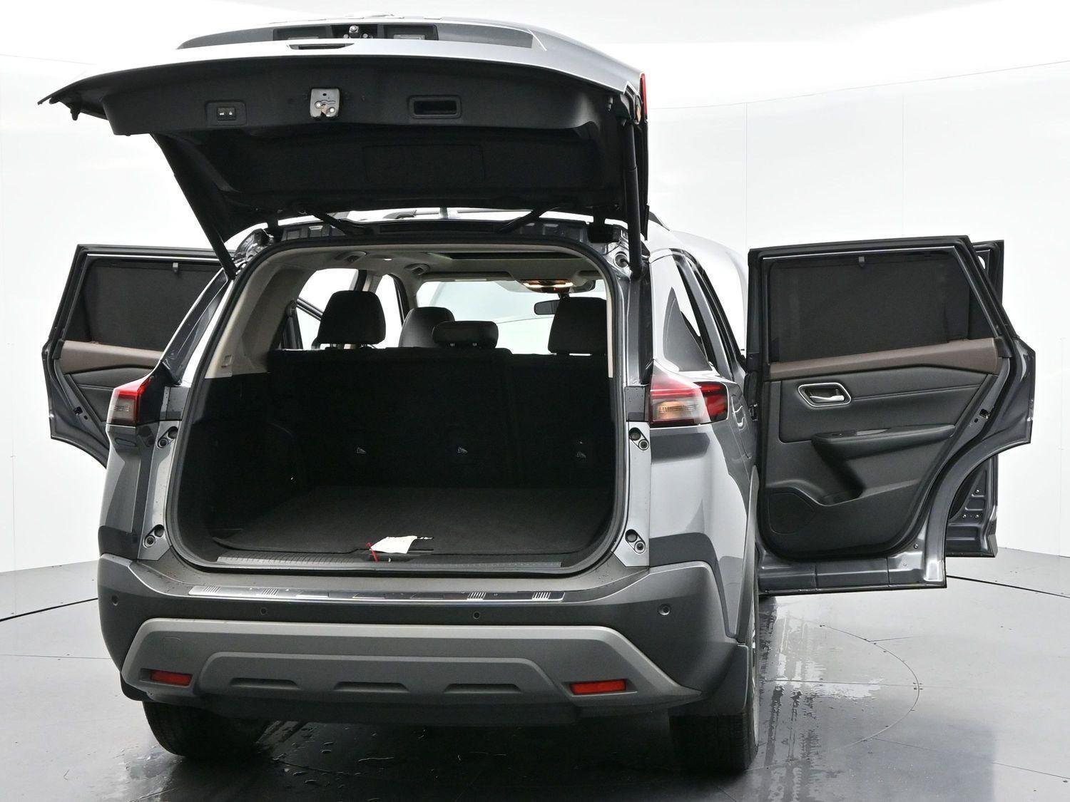 Used 2021 Nissan Rogue SV w/ Premium Package FWD image 42
