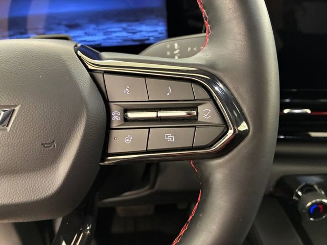 Certified 2025 Chevrolet Silverado EV RST AWD/4WD image 24