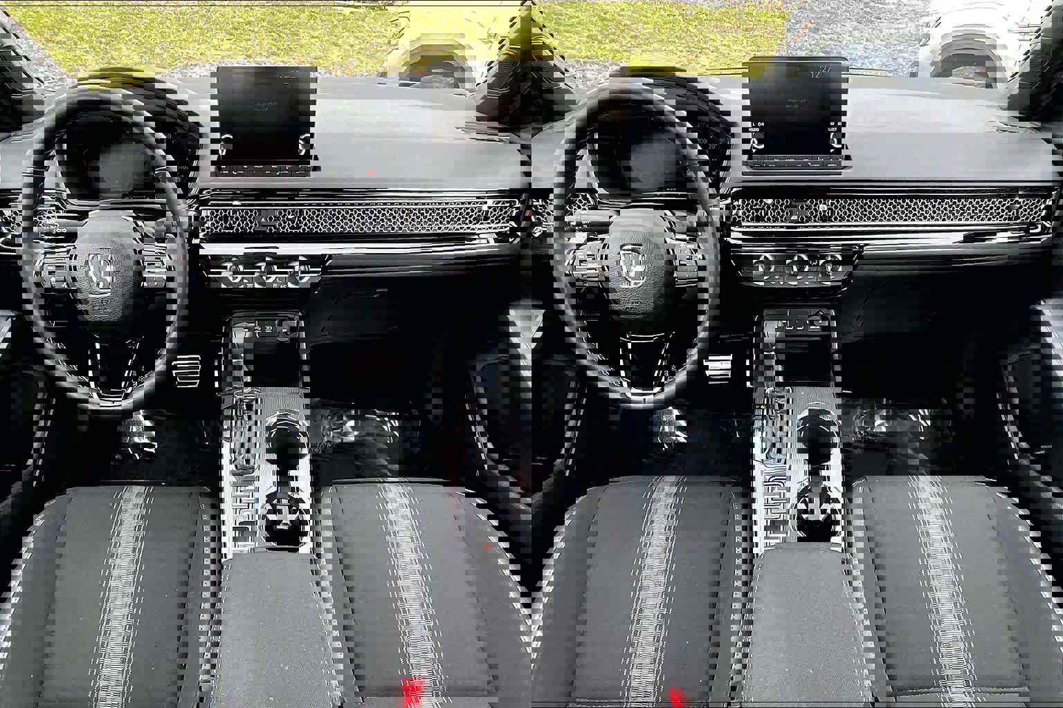 Used 2025 Honda Civic Sport image 15