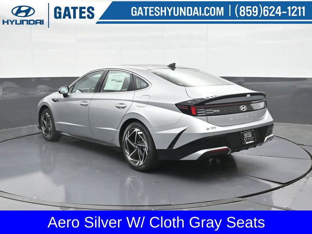 Used 2025 Hyundai Sonata SEL FWD image 8