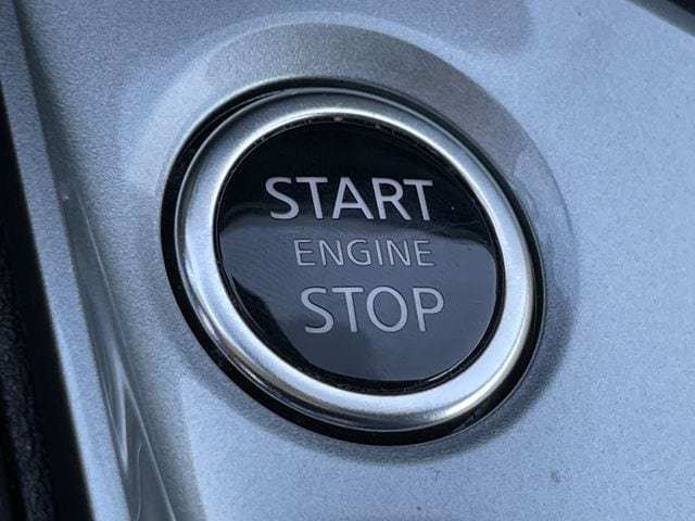 Used 2025 Nissan Altima 2.5 SV FWD image 21