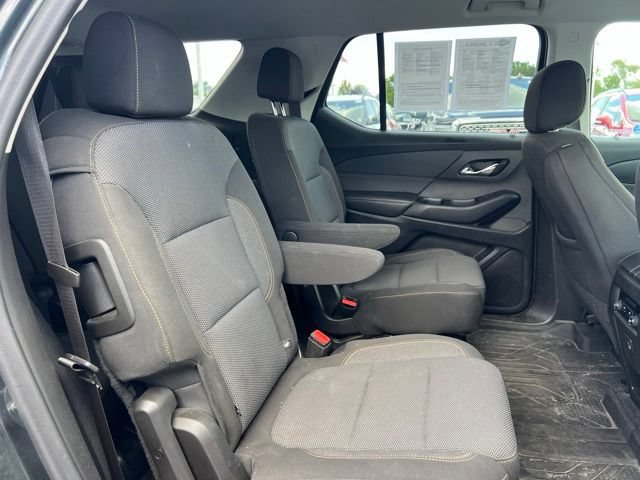 Used 2021 Chevrolet Traverse LT w/ LPO, Floor Liner Package AWD/4WD image 12