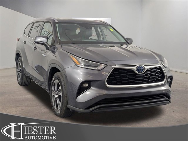 Used 2021 Toyota Highlander XLE