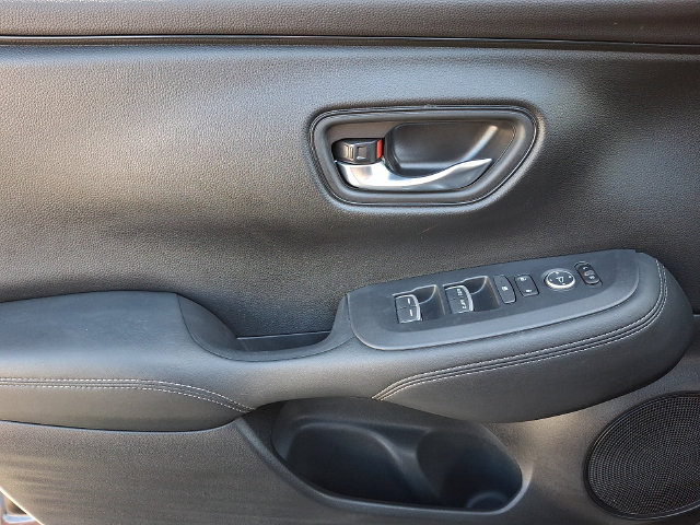 Used 2023 Honda HR-V EX-L image 12