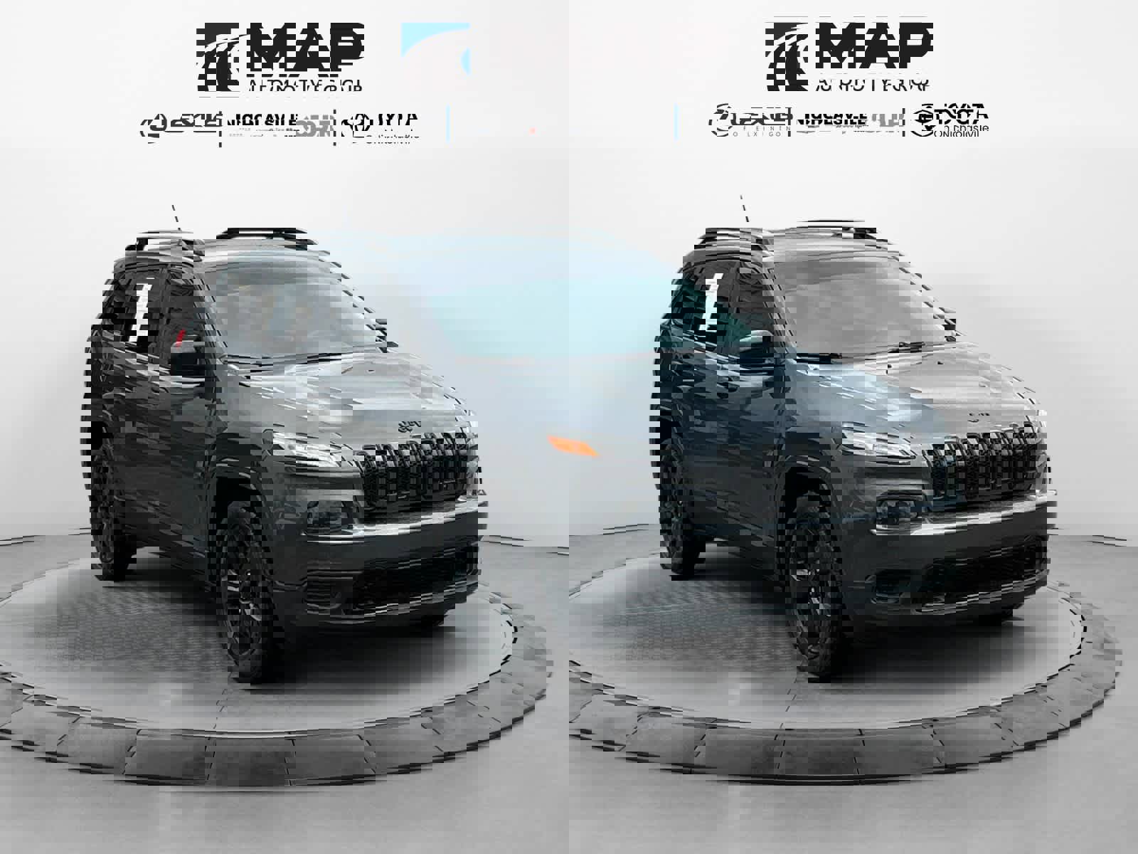 Used 2017 Jeep Cherokee Sport w/ Cold Weather Group image 6