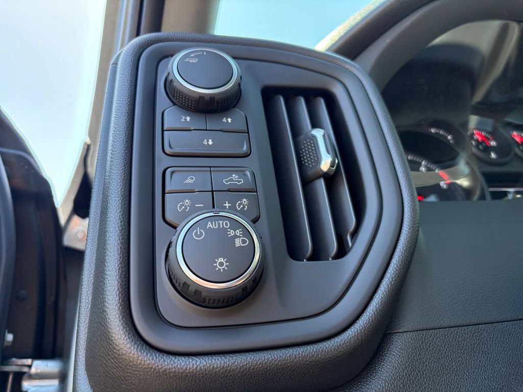 New 2026 Chevrolet Silverado 2500 Custom AWD/4WD image 4