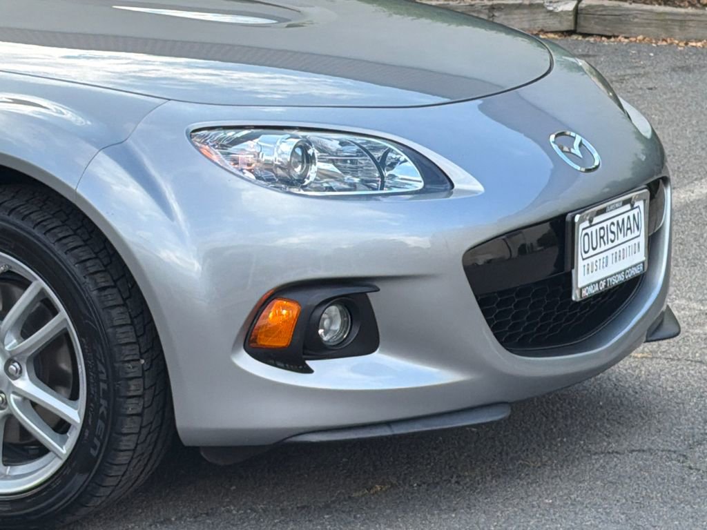 Used 2013 MAZDA MX-5 Miata Sport RWD image 5