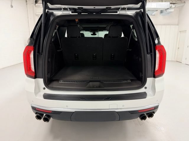 Certified 2022 GMC Yukon XL Denali w/ Denali Premium Package AWD/4WD image 28