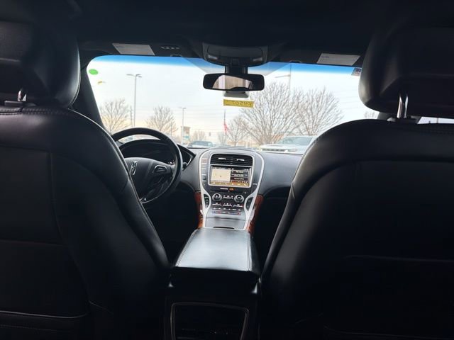 Used 2018 Lincoln MKX Reserve w/ Lincoln MKX Climate Package image 18