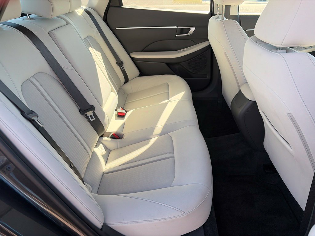 Certified 2025 Hyundai Sonata SEL FWD image 16