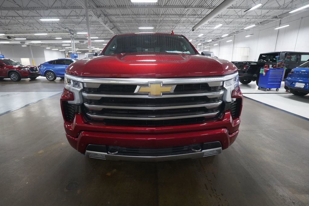 Certified 2023 Chevrolet Silverado 1500 High Country w/ Technology Package AWD/4WD image 12