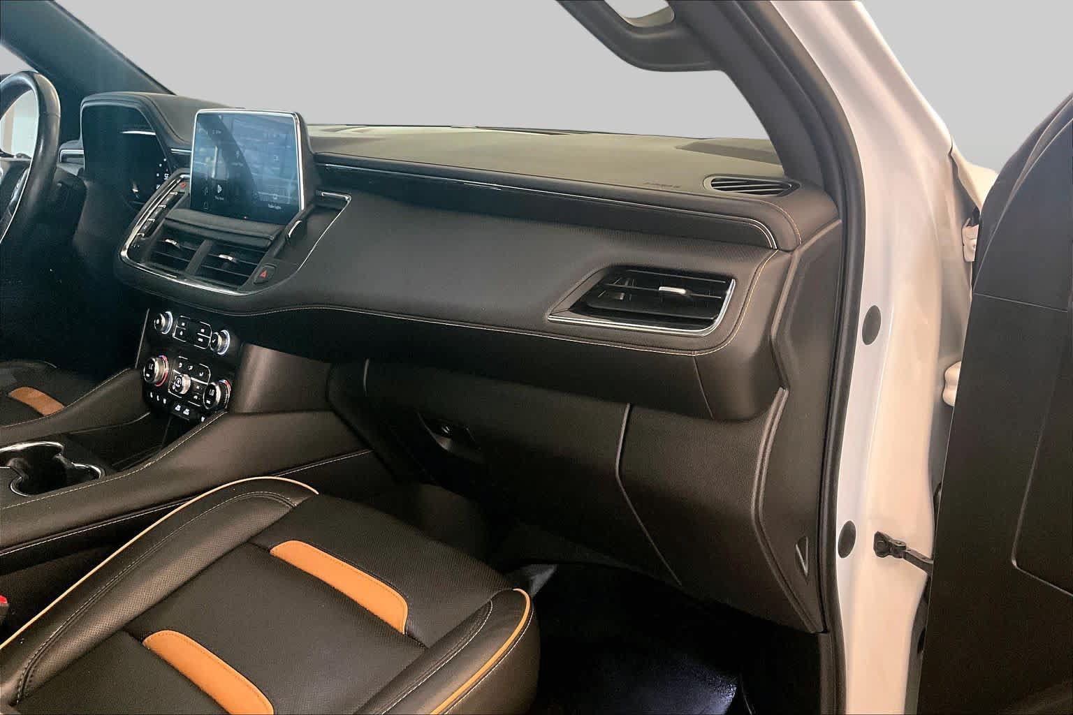 Used 2022 GMC Yukon AT4 AWD/4WD image 18