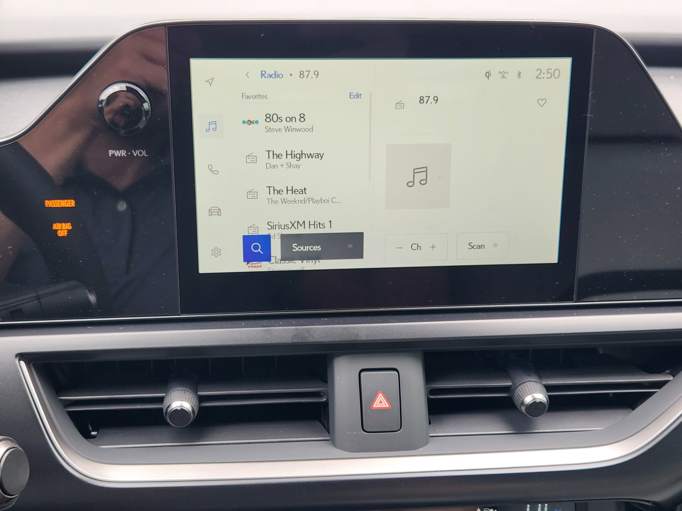 New 2026 Lexus UX 300h FWD w/ Accessory Package (Z1) image 13