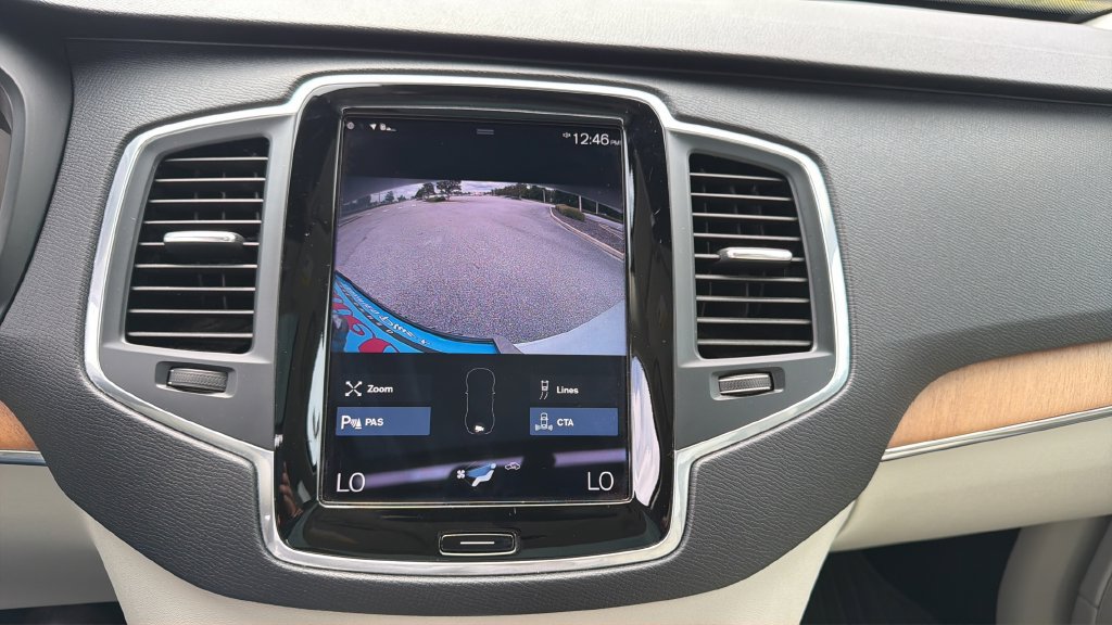 Used 2022 Volvo XC90 T5 Momentum w/ Protection Package Premier FWD image 15