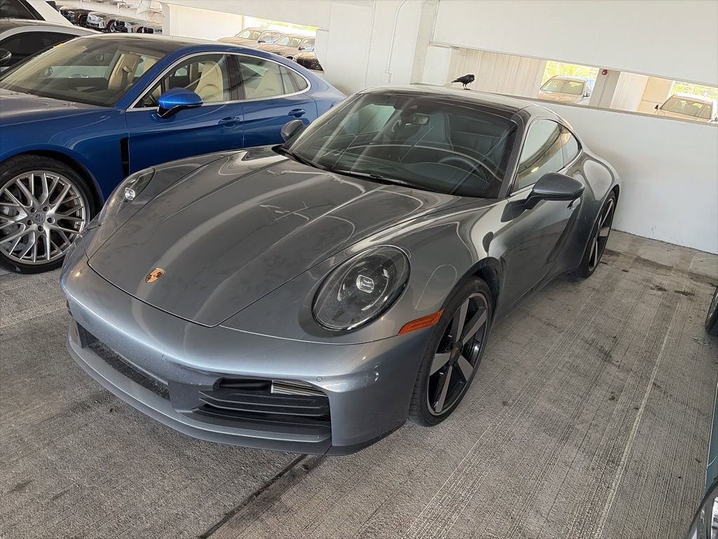Certified 2025 Porsche 911 Carrera RWD image 5
