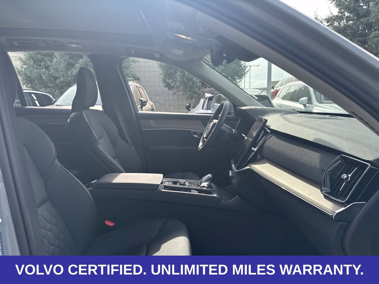 Certified 2026 Volvo XC90 B6 Plus AWD/4WD image 14