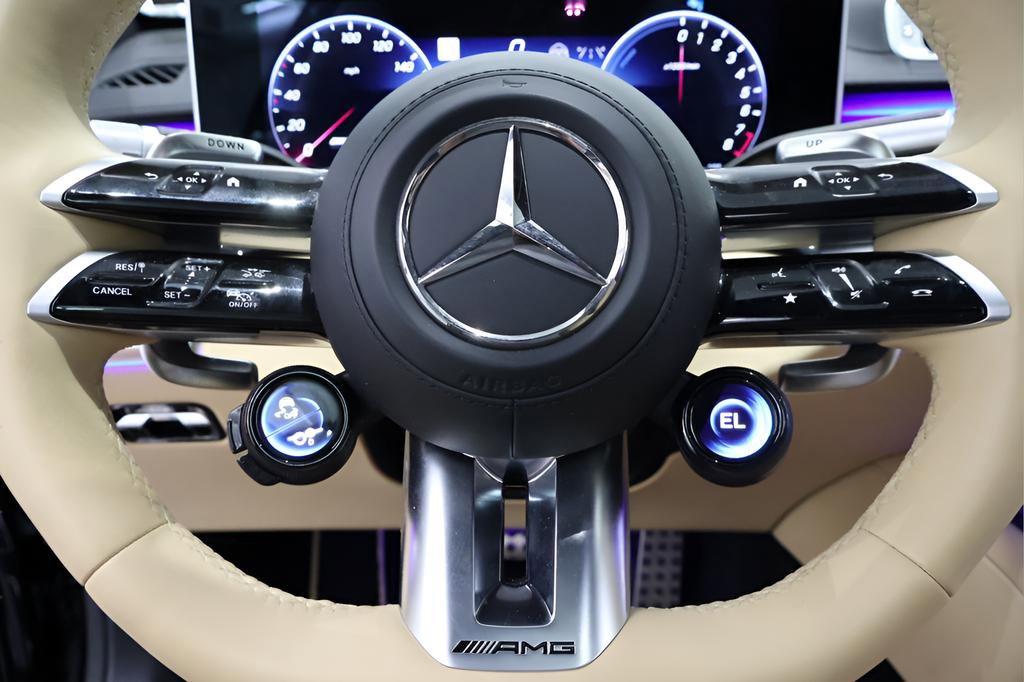 Used 2025 Mercedes-Benz S 63 AMG S image 21