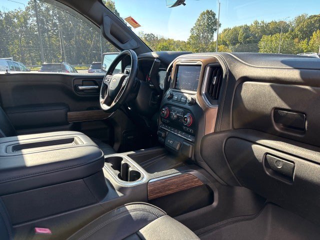 Used 2019 Chevrolet Silverado 1500 High Country w/ Technology Package AWD/4WD image 48