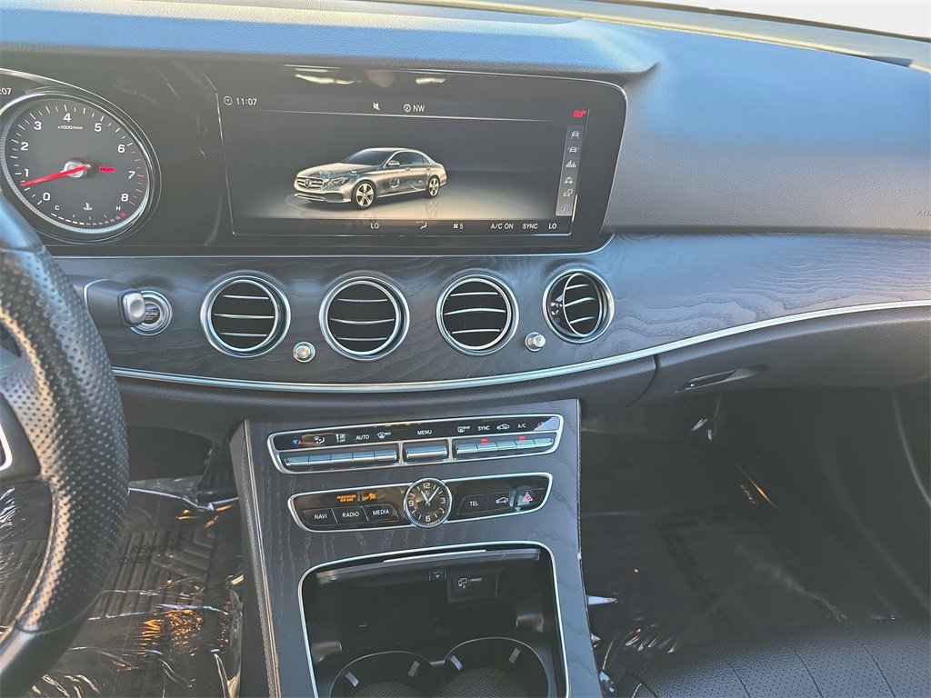 Used 2018 Mercedes-Benz E 300 image 23