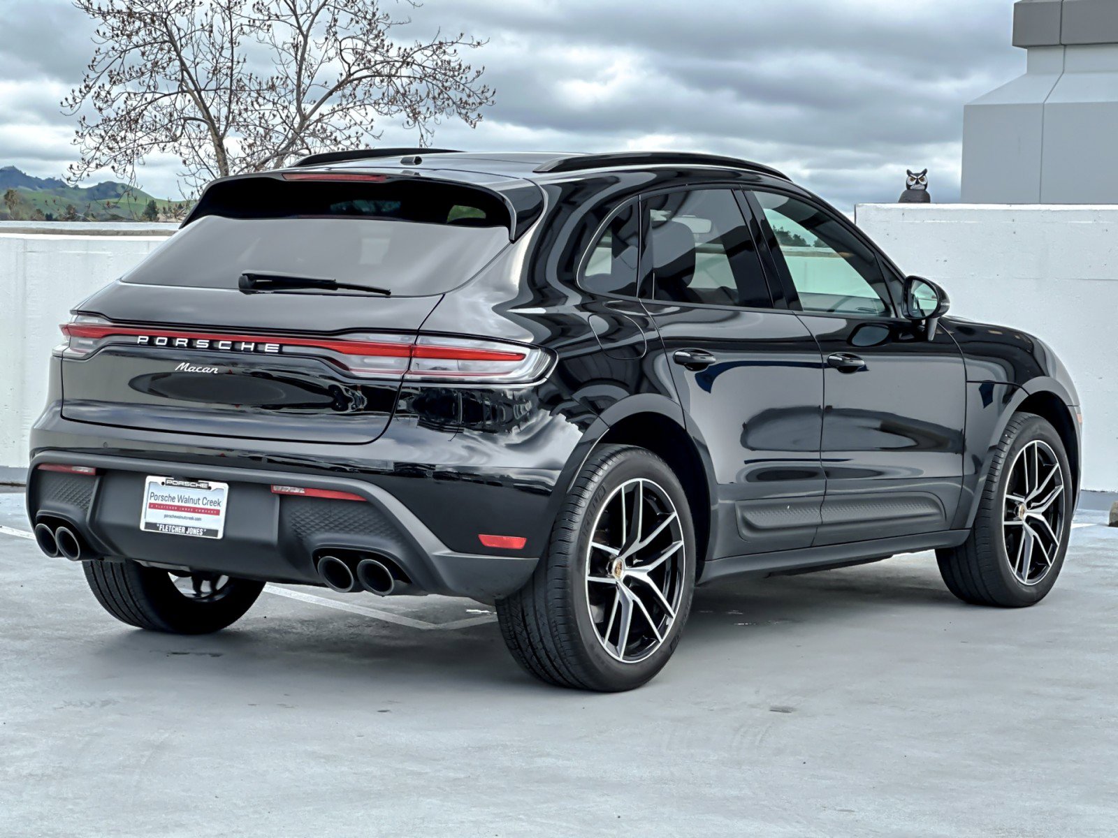 Used 2022 Porsche Macan image 8